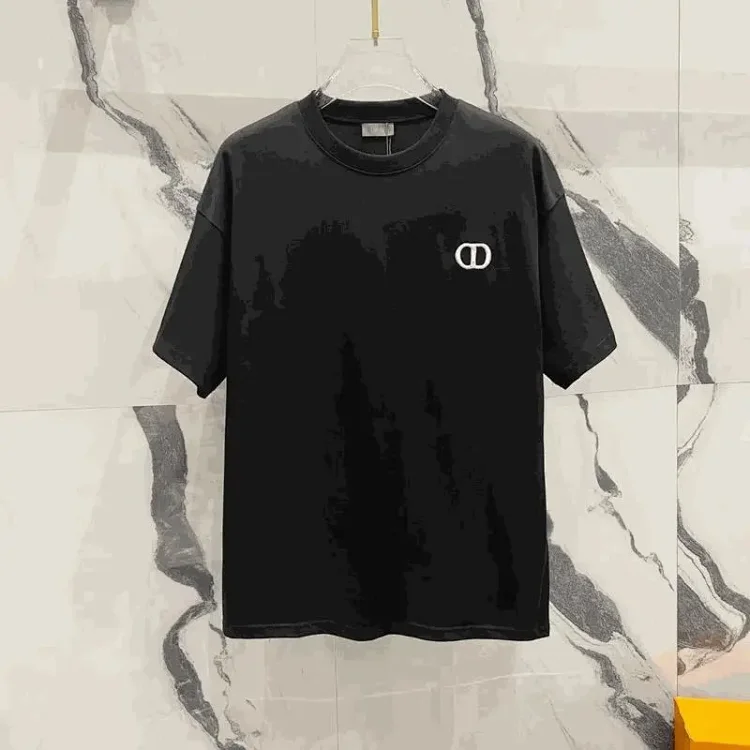 Dior T-Shirt  